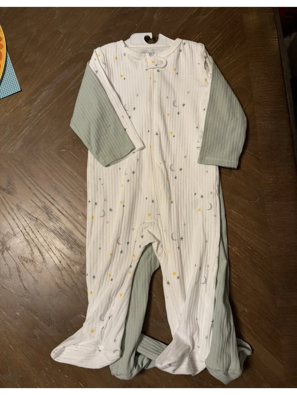 Carter's Ribbed Coverall Set Green White Star Moon Print 6-9  Months 2 Piece